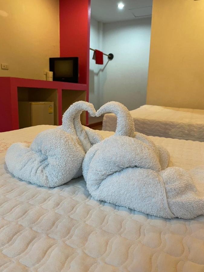 Bank Guesthouse Хаад Рин Екстериор снимка