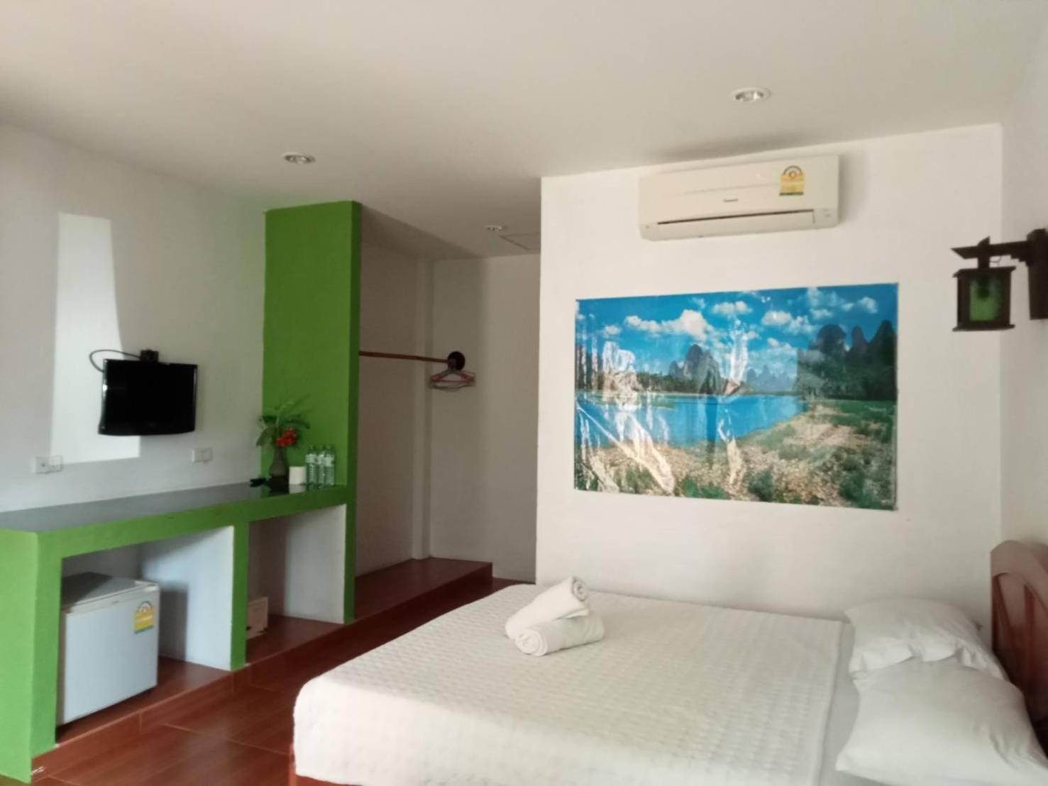 Bank Guesthouse Хаад Рин Екстериор снимка